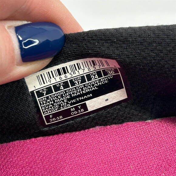 Skechers GOwalk Joy Women's Slip-On Walking Shoes Black White Lightweight Size 7 - Picture 11 of 13